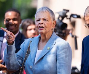 New Jersey Democrat joins wave of senior lawmakers retiring in 2026