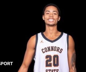 Basketball player Ethan Dietz, 20, dies after head injury in college game