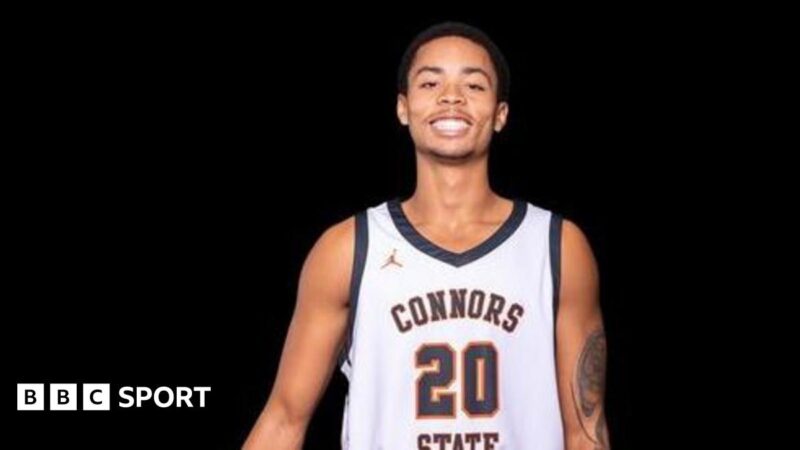 Basketball player Ethan Dietz, 20, dies after head injury in college game