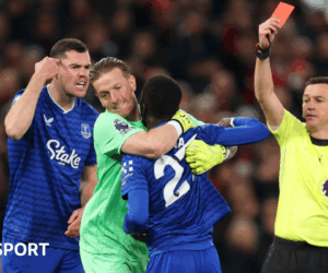 Idrissa Gueye: Everton midfielder sent off for clash with team-mate Michael Keane