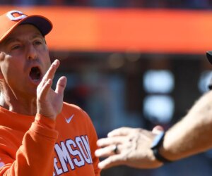 Dabo Swinney erupts on sideline as Clemson loses again