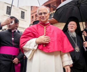 Pope Leo XIV tours Blue Mosque in Istanbul but declines to pray inside
