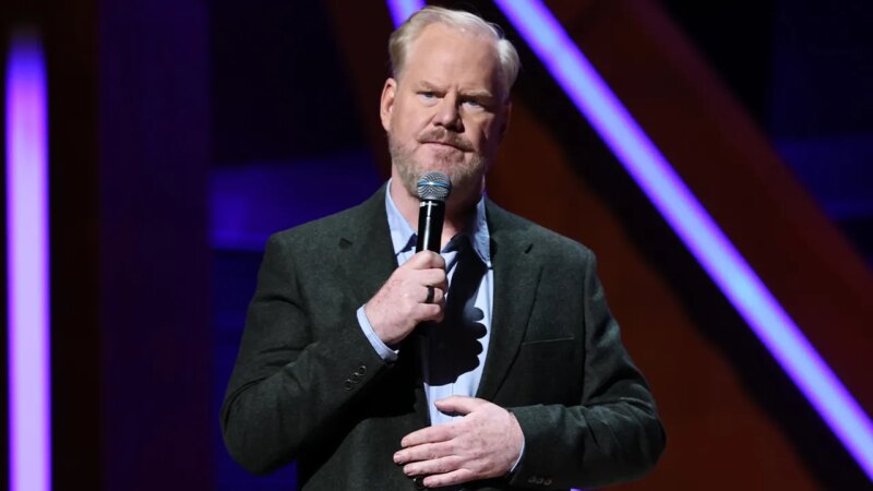 Jim Gaffigan explains why he avoids politics in his stand-up comedy