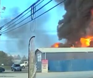 Dashcam captured moment UPS Flight 2976 crashed