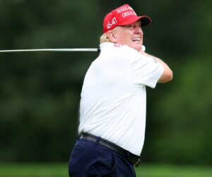 Trump sinks chip shot in viral golf video after claiming 38 golf championships