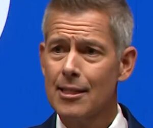 10 percent of airspace could close if shutdown continues