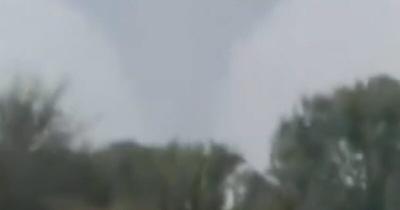 Likely tornado causes damage around Houston