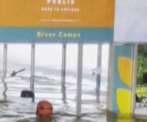 Flooding displaces thousands across Malaysia