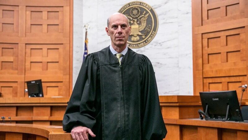 DHS Secretary Noem made final call on CECOT deportation flights, DOJ says