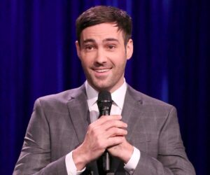 Comedian says Newsom ‘scares the s— out of me’ as he flees LA for Texas