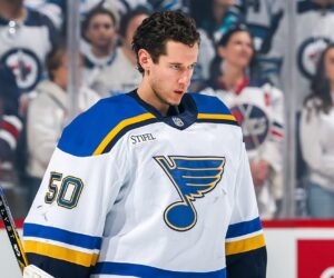 Blues goalie explains viral Alex Ovechkin puck moment