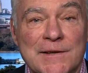 Tim Kaine defends switching his vote to end the shutdown