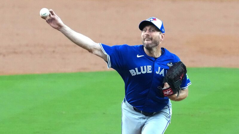 Max Scherzer gets ball for Blue Jays in Game 7 for possible final career start