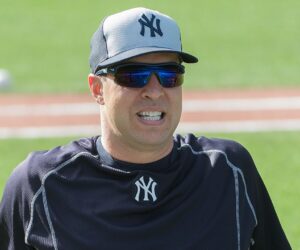 Ex-Yankees star backs ICE agents as DHS sounds alarm on AI tech