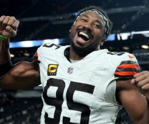NFL news: Myles Garrett, Chloe Kim appear to confirm dating rumors with kiss