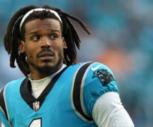 Ex-NFL star slams college football programs over halftime fight