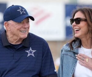 Cowboys exec backs Bad Bunny Super Bowl halftime show pick