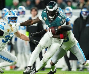 NFL scores: Eagles’ defense completely stymies Lions in win