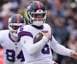 Giants’ Jaxson Dart enters NFL history books