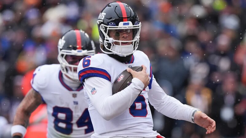 Giants’ Jaxson Dart enters NFL history books