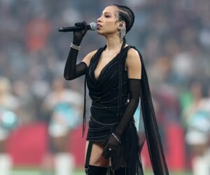 Singer’s outfit choice at NFL game sparks debate on social media