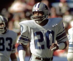 Lions legend Lem Barney not dead, family says