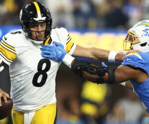 Aaron Rodgers’ poor performance paves way for Steelers loss