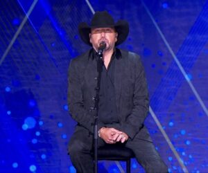 Aldeans present Charlie Kirk Legacy Award at 2025 Patriot Awards ceremony