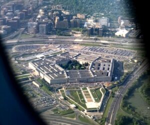 AI is new cold war between US and China, conservative report warns