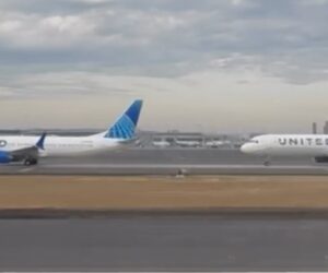 Planes line Newark runway amid delays and ground stop