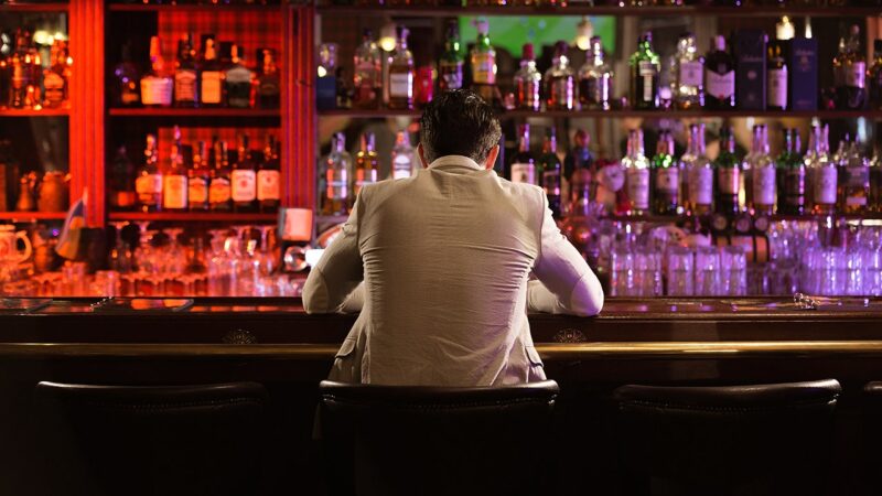 Bar owner faces online backlash for banning solo drinkers after 9 p.m.