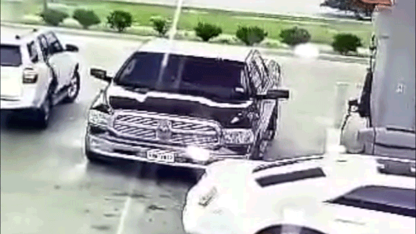 Authorities warn holiday shoppers about ‘jugging’ crime trend at ATMs