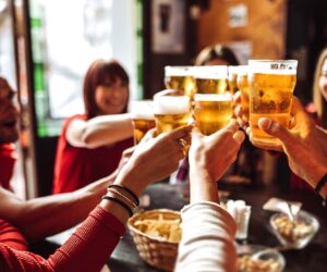 ‘Drinksgiving’ tradition surges in popularity on Thanksgiving Eve