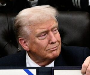 Trump signs bill to end government shutdown