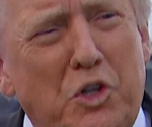 Trump does flyover during the Commanders-Lions game