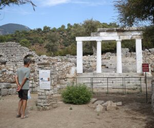 Archaeologists find Roman hospital-turned-Christian sanctuary in Turkey excavation
